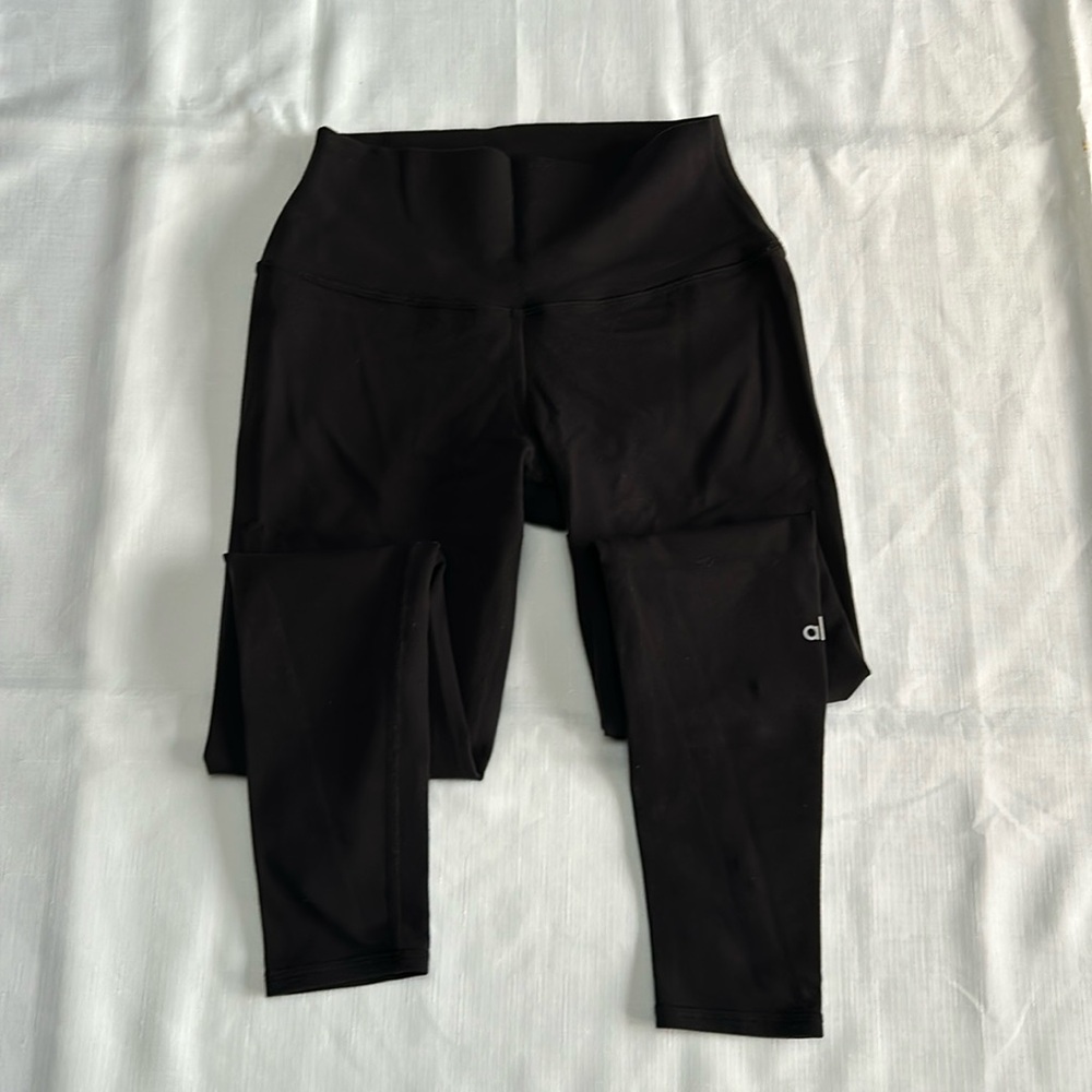 Alo leggings - solid black - size small